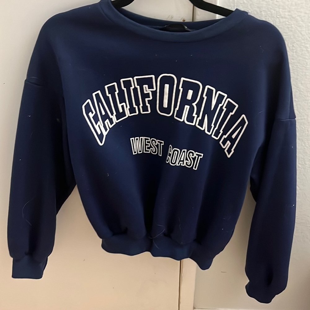 sweatshirt